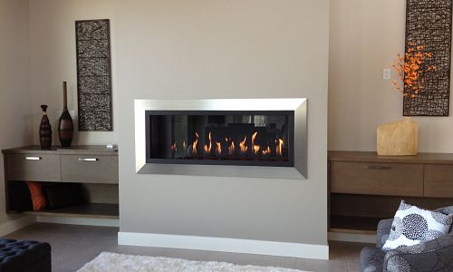 Xtreme gas fireplace with crushed glass media installed by Okanagan Fireplace Den of Kelowna